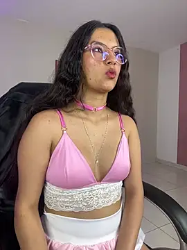 babylexi18 online show from April 2026 07:31:02 PM