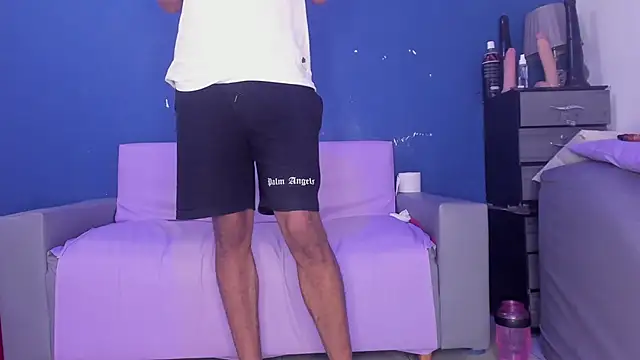 Latin Hard Couple online show from April 2026 12:17:01 AM