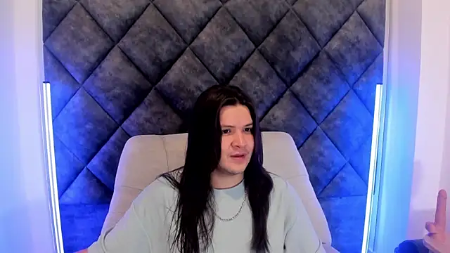 Snapshot of MatthewDavis_ chatting on April 2026 11:23:02 AM MatthewDavis online show from April 2026 11:23:02 AM