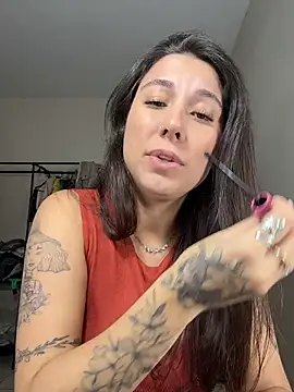 Carolzinhalux69 online show from June 2026 04:44:02 PM