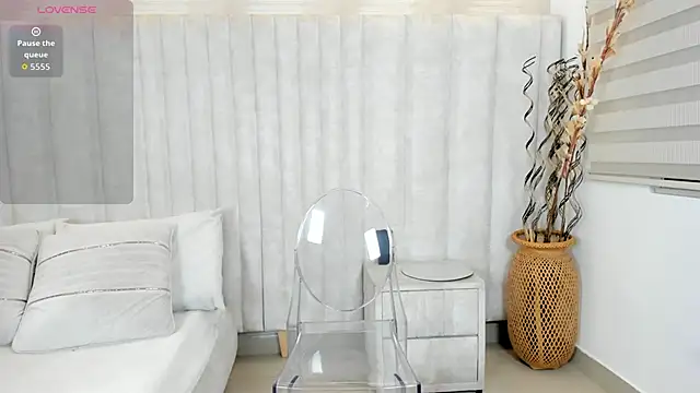 chanel watson online show from April 2026 09:15:01 PM