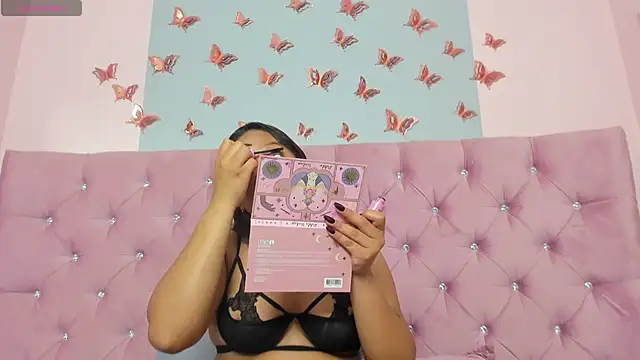 ZaraBlazze  online show from April 2026 02:45:02 AM