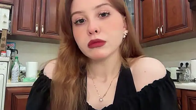 Snapshot of Amy_Bronson chatting on April 2026 01:04:02 PM Amy Bronson online show from April 2026 01:04:02 PM