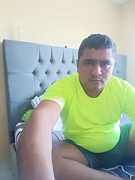 Snapshot of luis20212 chatting on June 2026 05:08:02 PM luis20212 online show from June 2026 05:08:02 PM