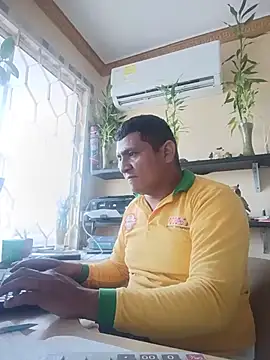 Snapshot of luis20212 chatting on June 2026 09:30:01 PM luis20212 online show from June 2026 09:30:01 PM