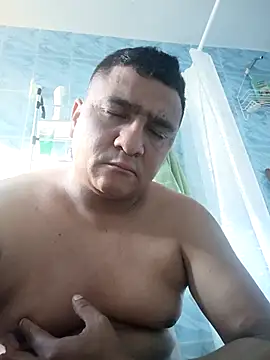 luis20212 online show from April 2026 12:41:02 PM