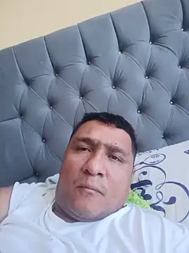 Snapshot of luis20212 chatting on May 2026 03:33:01 PM luis20212 online show from May 2026 03:33:01 PM