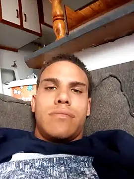 Snapshot of daddys_home69 chatting on April 2026 01:18:01 PM daddys home69 online show from April 2026 01:18:01 PM