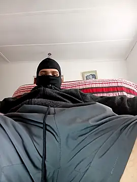 Snapshot of daddys_home69 chatting on April 2026 06:14:01 AM daddys home69 online show from April 2026 06:14:01 AM