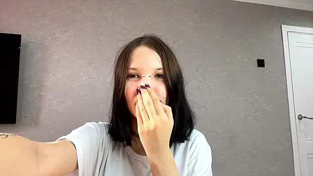 Snapshot of AmeliaMiotii chatting on April 2026 10:33:01 AM AmeliaMiotii online show from April 2026 10:33:01 AM