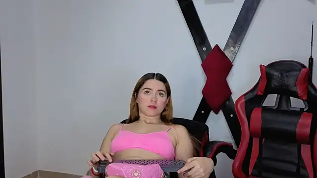 Snapshot of Hana_and_Zeta2026 chatting on April 2026 12:42:01 PM Hana and Zeta2026 online show from April 2026 12:42:01 PM