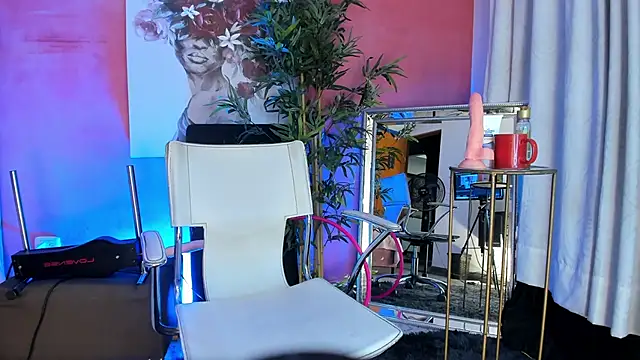 LexyNova  online show from April 2026 05:36:01 PM