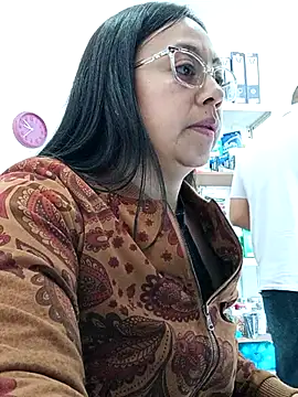 Snapshot of Violeta--7 chatting on April 2026 02:51:02 PM Violeta--7 online show from April 2026 02:51:02 PM