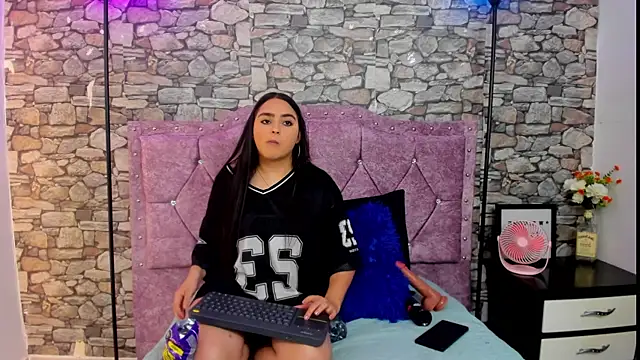 sweet  cherry1 online show from April 2026 06:25:02 PM