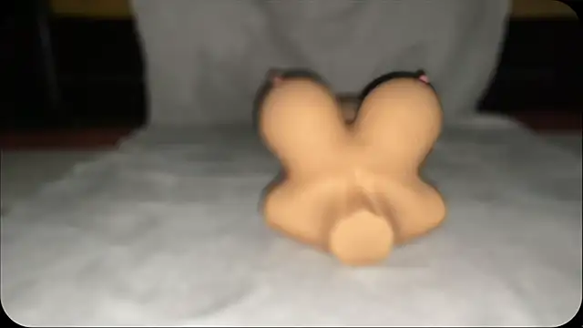 DollFkr online show from April 2026 10:49:02 PM