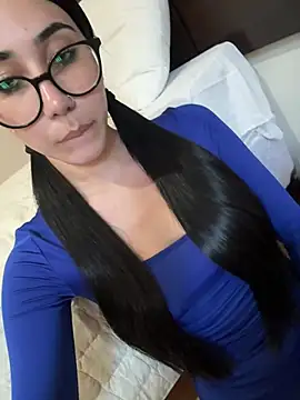 Snapshot of juliacosta chatting on April 2026 07:58:02 PM juliacosta online show from April 2026 07:58:02 PM