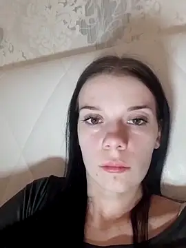 ShellBixAngeLL online show from April 2026 10:01:01 PM