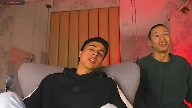 MaicolSmiith  online show from April 2026 02:29:02 AM