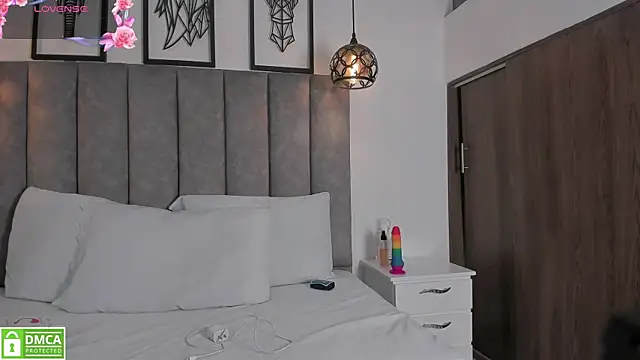 Natasha Marin online show from April 2026 07:50:02 PM