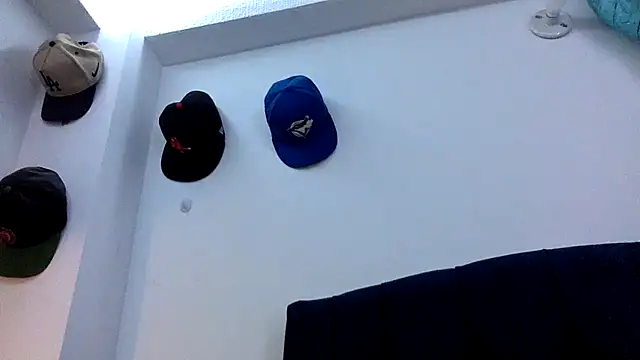 Snapshot of derek_smiith chatting on July 2026 01:54:02 AM derek smiith online show from July 2026 01:54:02 AM