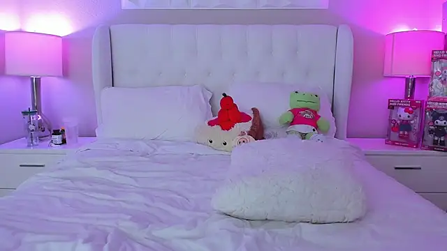 raiiny   online show from April 2026 02:25:02 AM