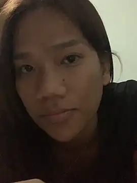 Snapshot of iloveyou_divine22 chatting on May 2026 08:35:01 PM iloveyou divine22 online show from May 2026 08:35:01 PM