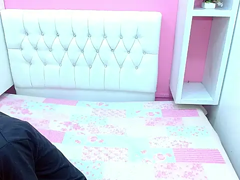 Snapshot of 23alana chatting on April 2026 03:10:02 AM 23alana online show from April 2026 03:10:02 AM