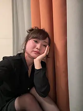 Snapshot of Huihui_518 chatting on April 2026 05:14:02 PM Huihui 518 online show from April 2026 05:14:02 PM