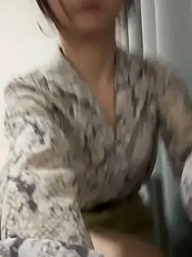 Snapshot of Huihui_518 chatting on April 2026 07:32:02 AM Huihui 518 online show from April 2026 07:32:02 AM