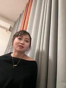 Snapshot of Huihui_518 chatting on March 2026 03:03:01 PM Huihui 518 online show from March 2026 03:03:01 PM