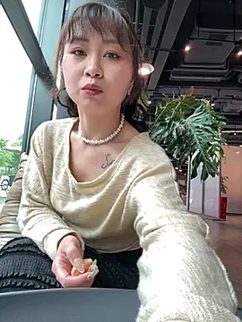 Snapshot of Huihui_518 chatting on April 2026 06:59:01 AM Huihui 518 online show from April 2026 06:59:01 AM