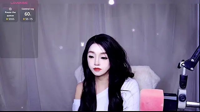 Cuviee online show from March 2026 11:12:01 AM