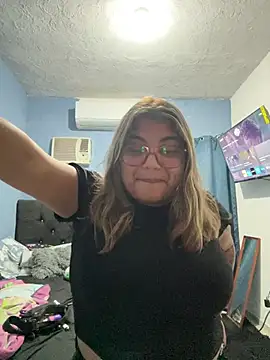 C1N09 online show from May 2026 04:27:01 AM