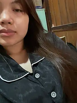 -Vaci- online show from April 2026 01:01:02 AM