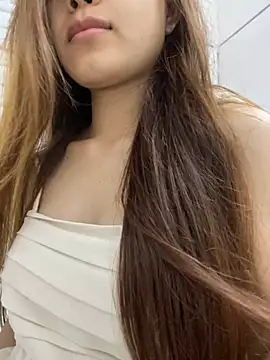 Snapshot of -Vaci- chatting on May 2026 03:22:02 PM -Vaci- online show from May 2026 03:22:02 PM