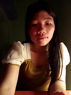 Snapshot of -Quyny- chatting on April 2026 07:37:02 PM -Quyny- online show from April 2026 07:37:02 PM