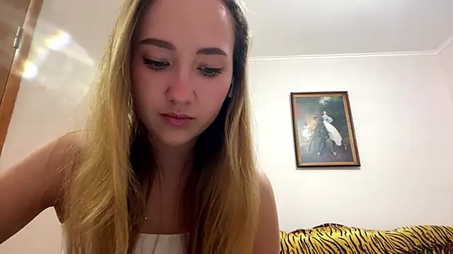 Snapshot of Liesenaniles chatting on April 2026 03:08:01 AM Liesenaniles online show from April 2026 03:08:01 AM