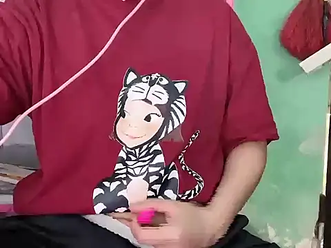 LunoChuckie online show from March 2026 01:51:02 AM