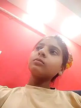 Snapshot of TANU01990 chatting on May 2026 04:33:01 AM TANU01990 online show from May 2026 04:33:01 AM