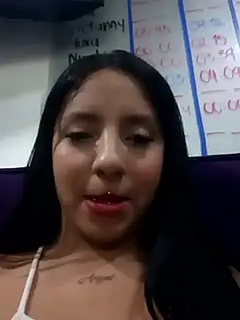  Carolyn online show from June 2026 03:18:01 AM