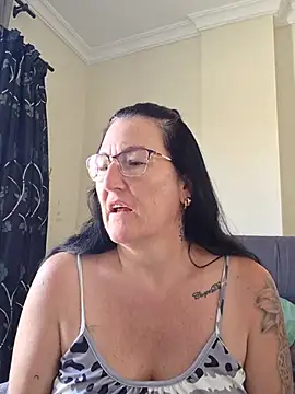 Snapshot of Flirty_Siennax chatting on July 2026 08:00:01 AM Flirty Siennax online show from July 2026 08:00:01 AM