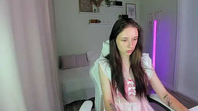 AnnaOddy online show from June 2026 02:39:02 AM