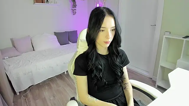 AnnaOddy online show from March 2026 08:15:01 AM