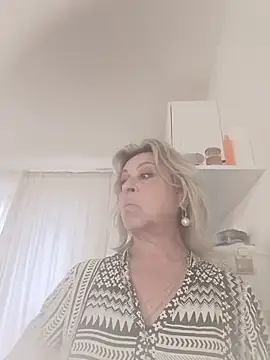 Snapshot of Anabel-456 chatting on April 2026 04:43:02 PM Anabel-456 online show from April 2026 04:43:02 PM