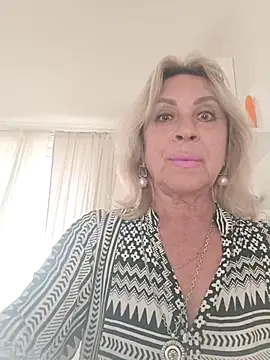 Snapshot of Anabel-456 chatting on April 2026 03:24:01 PM Anabel-456 online show from April 2026 03:24:01 PM