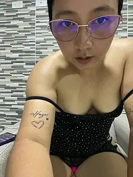 Kittyplacer online show from April 2026 11:28:01 PM