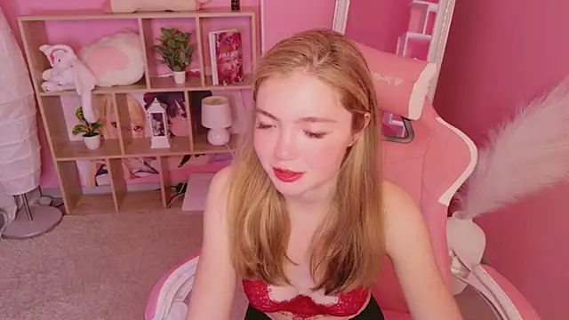 Snapshot of Rita_Shy chatting on June 2026 07:02:01 AM Rita Shy online show from June 2026 07:02:01 AM