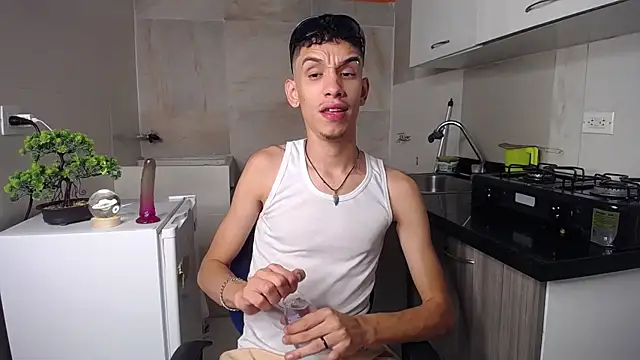 Snapshot of Zamaelprime_ chatting on April 2026 07:04:01 AM Zamaelprime online show from April 2026 07:04:01 AM