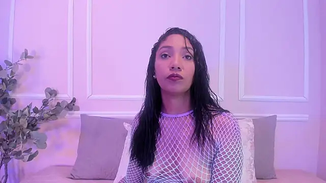 Snapshot of maia_lion chatting on April 2026 02:08:02 AM maia lion online show from April 2026 02:08:02 AM