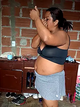 Snapshot of saritaloveyi chatting on April 2026 01:15:01 PM saritaloveyi online show from April 2026 01:15:01 PM